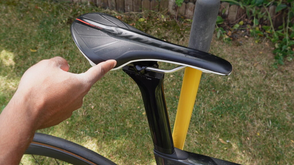 Yoeleo R12 Review: A Detailed Look at a High-Performance Carbon Road Frame 7 Yoeleo R12